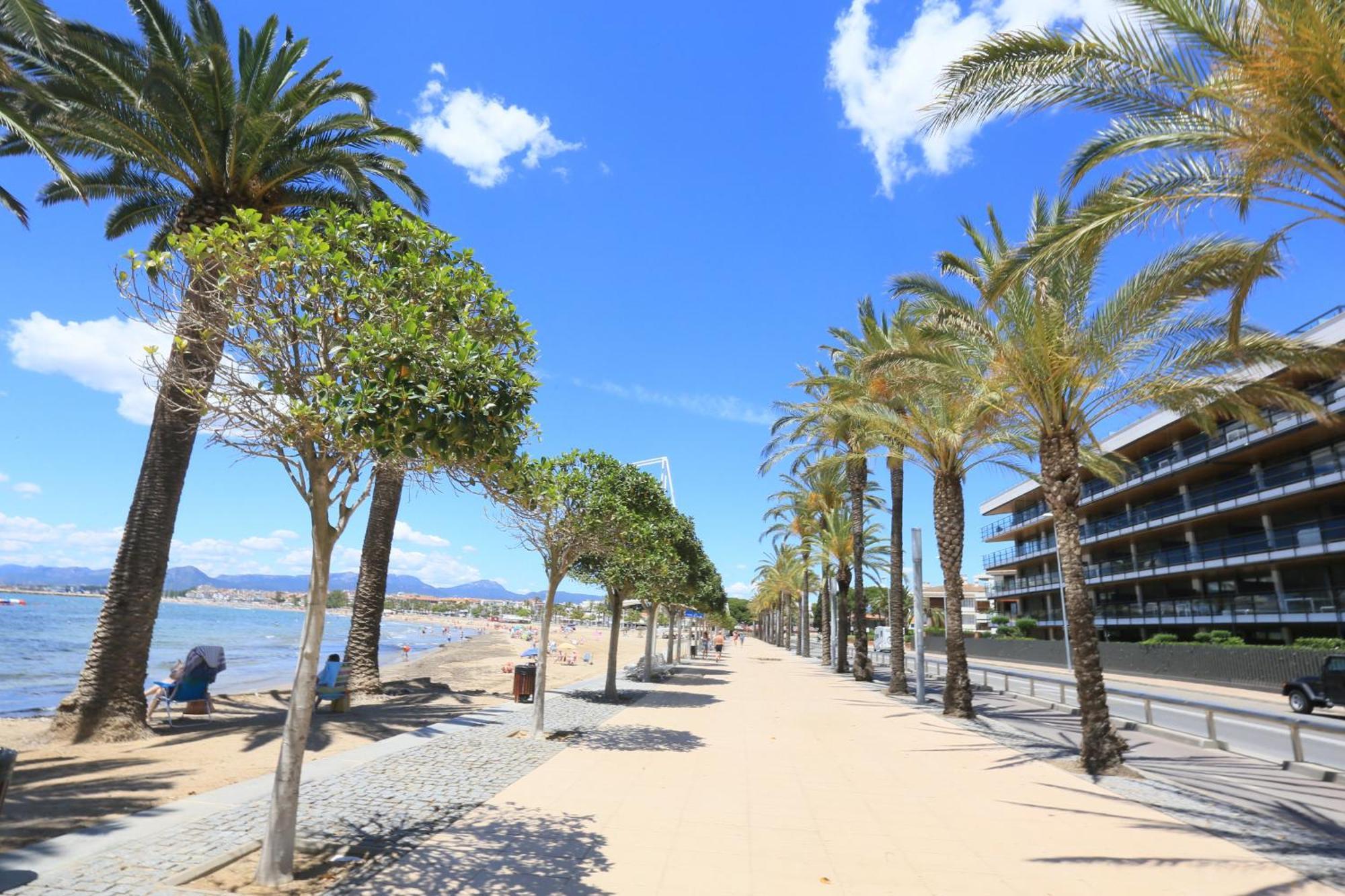 Tropicana Mar Litoral - Only Families Кембрилс Екстериор снимка