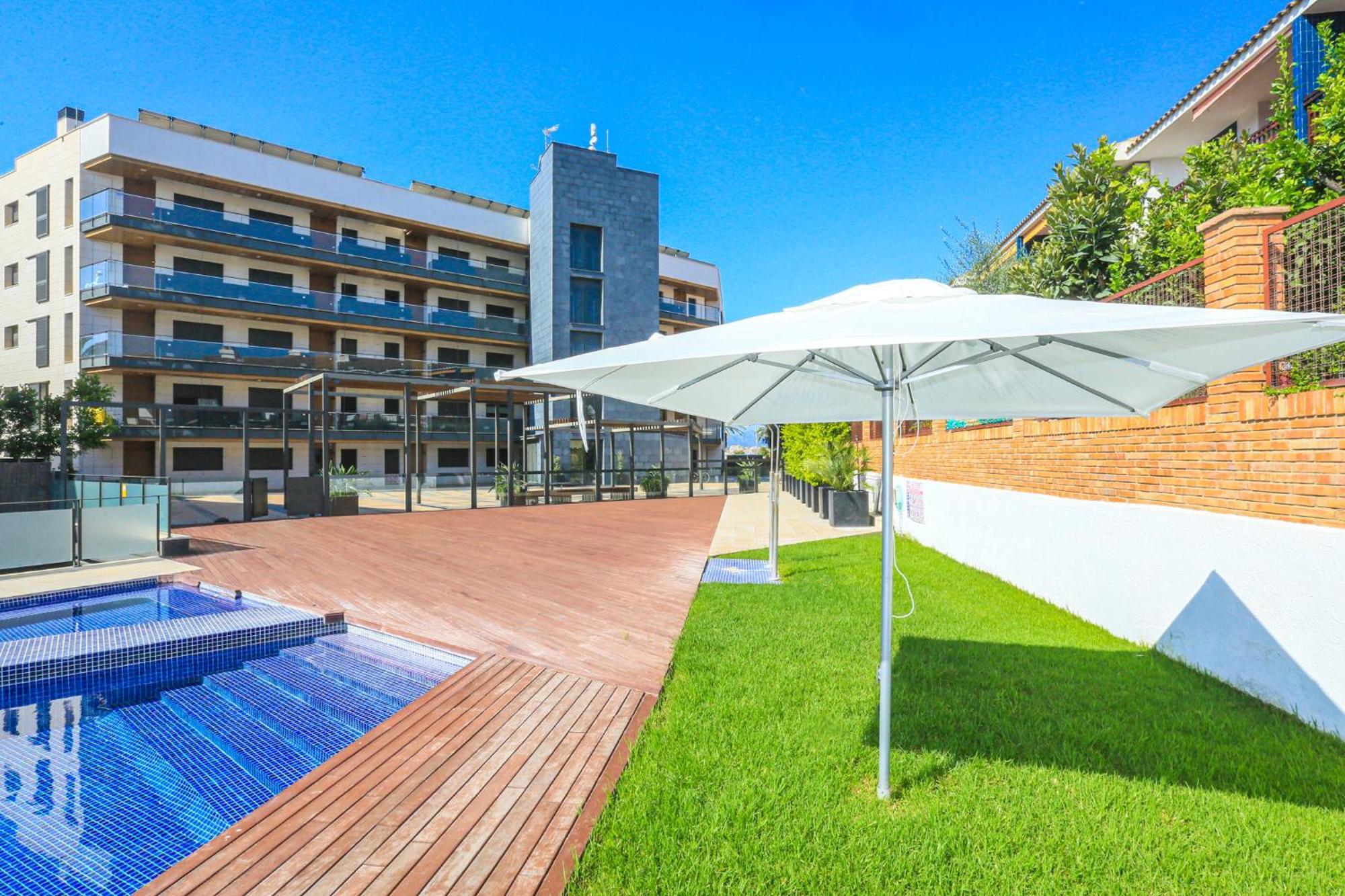 Tropicana Mar Litoral - Only Families Кембрилс Екстериор снимка