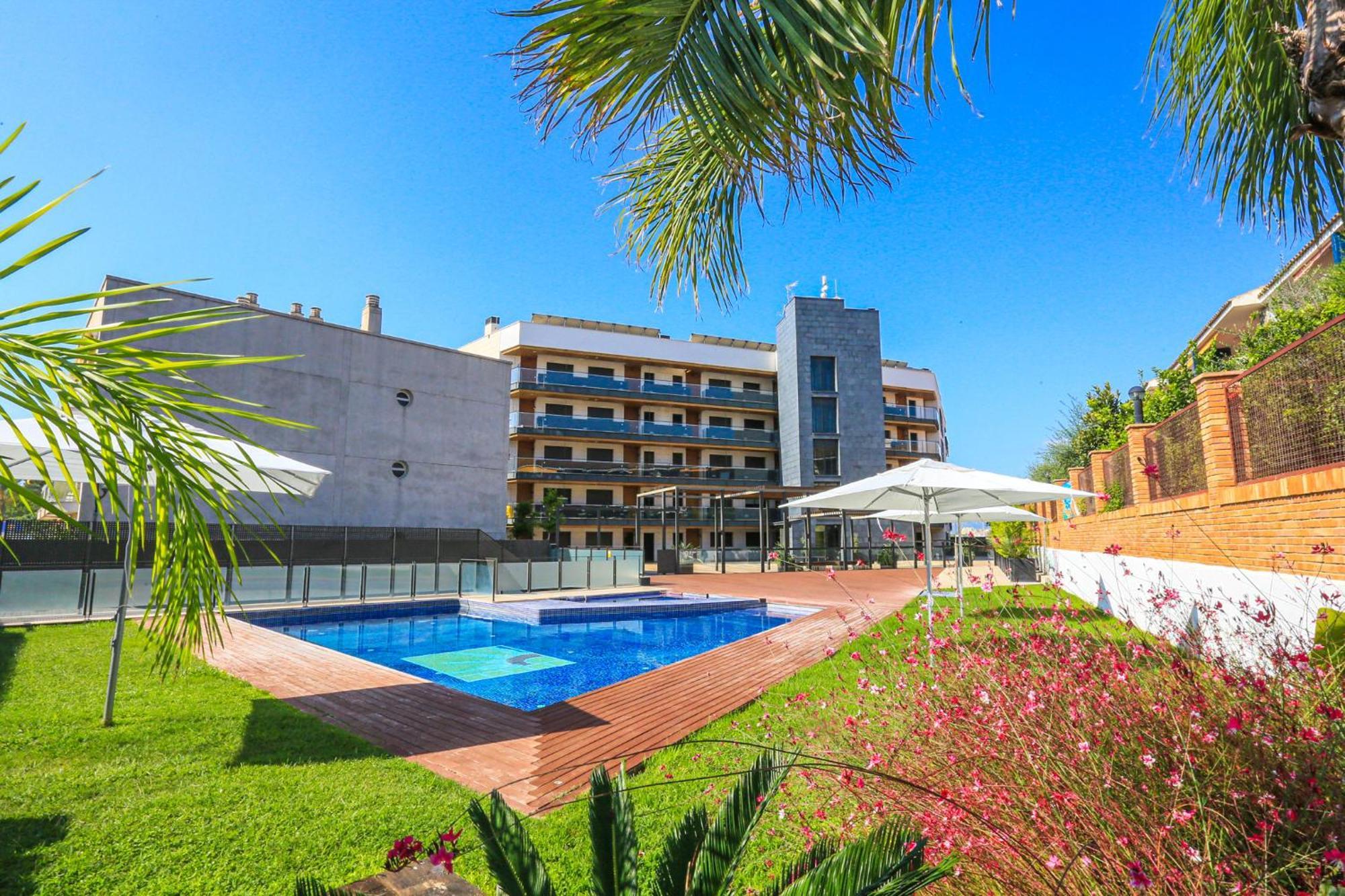 Tropicana Mar Litoral - Only Families Кембрилс Екстериор снимка