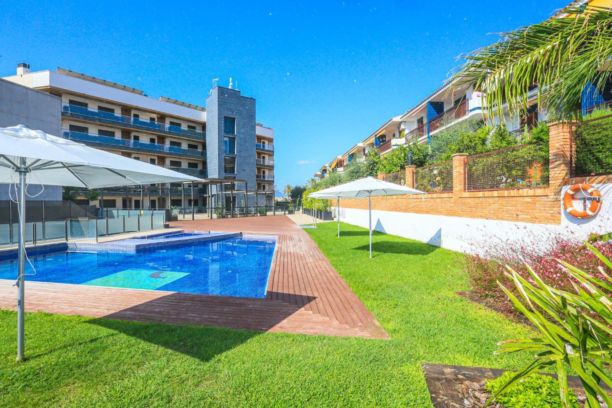 Tropicana Mar Litoral - Only Families Кембрилс Екстериор снимка